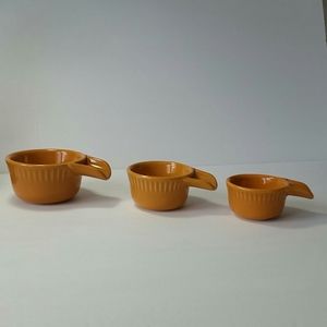 Set of 3 Pfaltsgraff Ceramic Measuring Cups